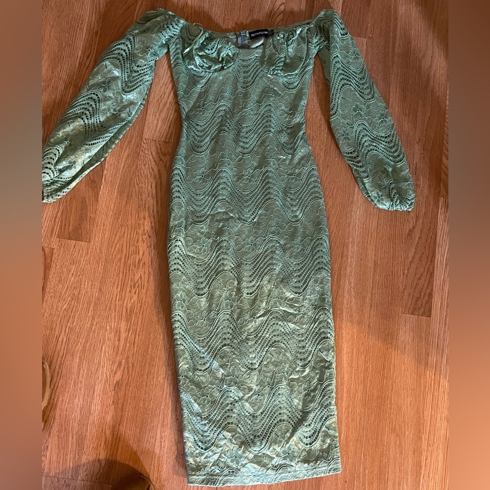 PRETTY LITTLE LIARS GREEN DRESS
